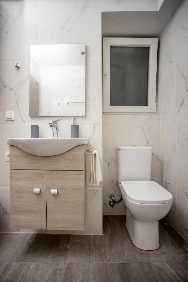Volos Nest Apartment Bagian luar foto
